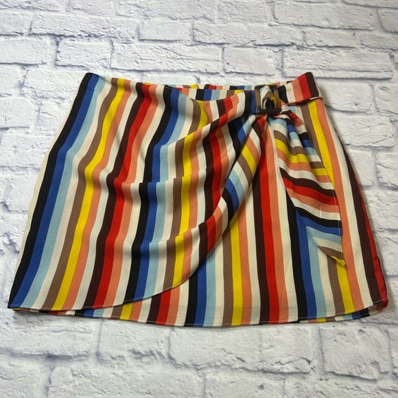 Ophelia Roe Colorful Striped Mini Skirt with Belt Accent. Size Small. - Picture 1 of 7